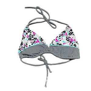 Wet seal bikini top size Medium